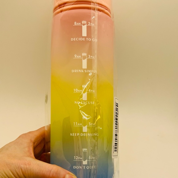 NWT Water Bottle Rainbow Colored and Morivates - Picture 4 of 10